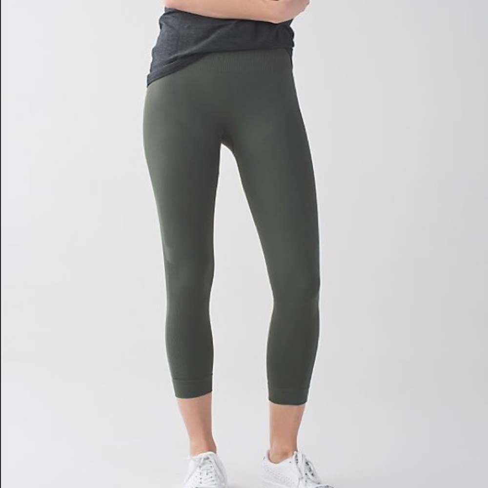 Lululemon Zone In Crops
